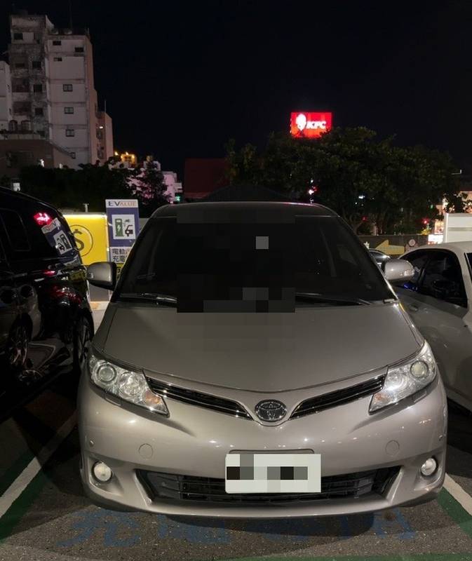 電動車充電及身障者專用停車位請勿違規占用 違者最高處1,200元罰鍰
