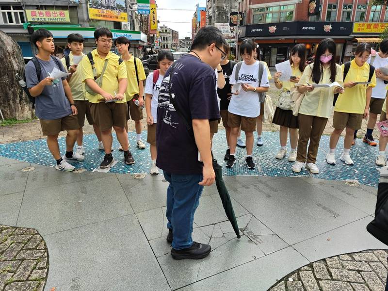 青年見學走讀頭城 竹美館串聯羅東高中與百大文化基地