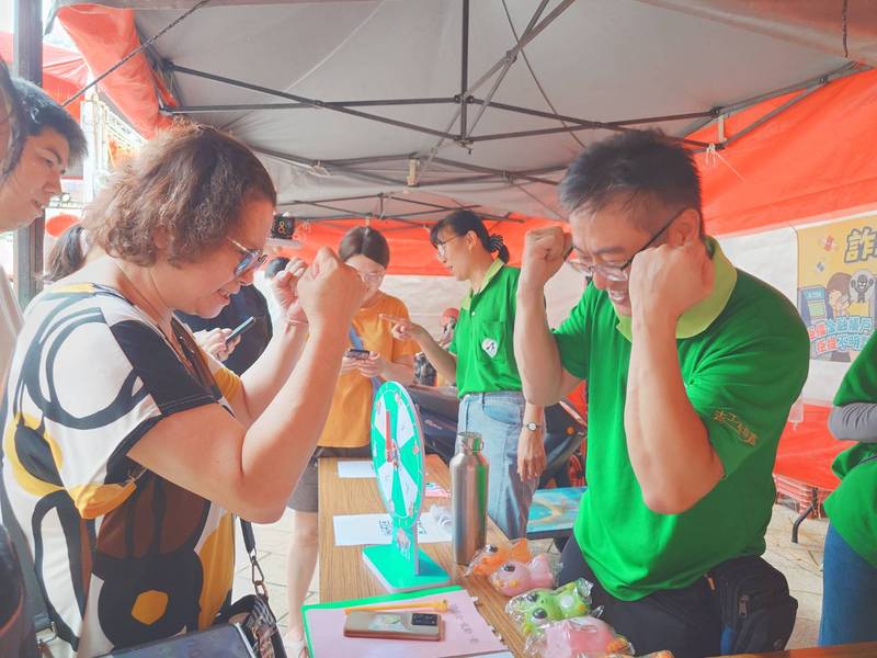 誠信反詐前進大士爺文化祭,持續宣導不間斷