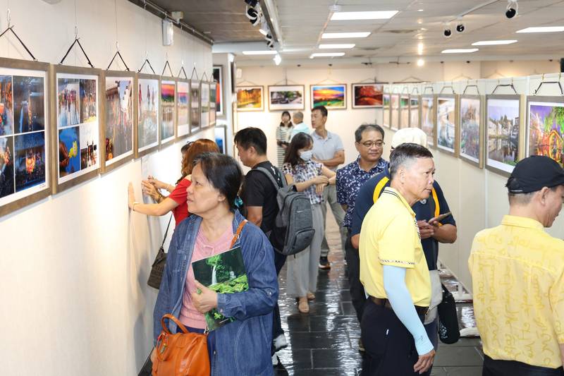 南投、金華蘭溪市、寧波鄞州區影像交流攝影聯展開幕