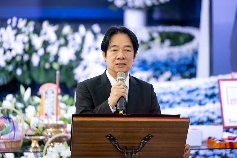 總統頒發饒穎奇前資政褒揚令 感念對國家民主憲政及臺東發展貢獻深遠