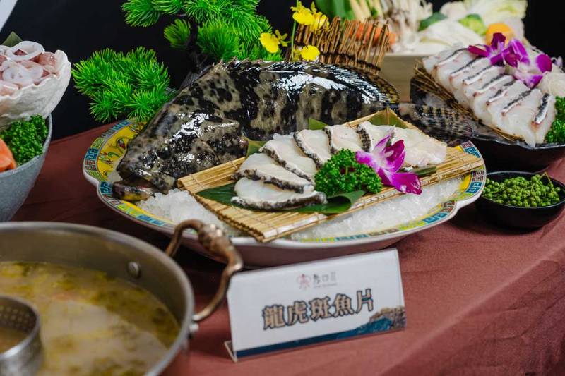 屏東金牌水產「永續海味」攜手老四川巴蜀麻辣燙 打造屏東海味新饗宴