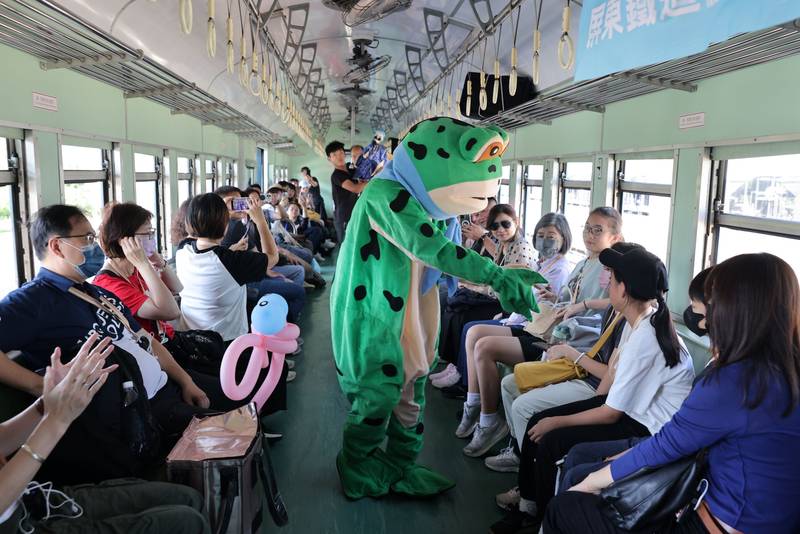 南國漫讀藍皮之旅9/10開搶 漫遊屏東鐵道文化與山海