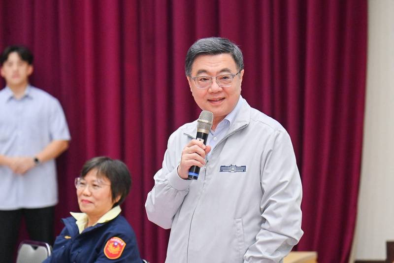 卓揆慰勉警察辛勞 宣布駐地內員警深夜勤務加發危勞津貼