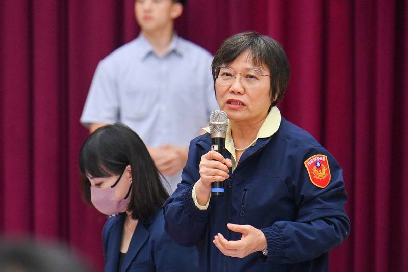 卓揆慰勉警察辛勞 宣布駐地內員警深夜勤務加發危勞津貼
