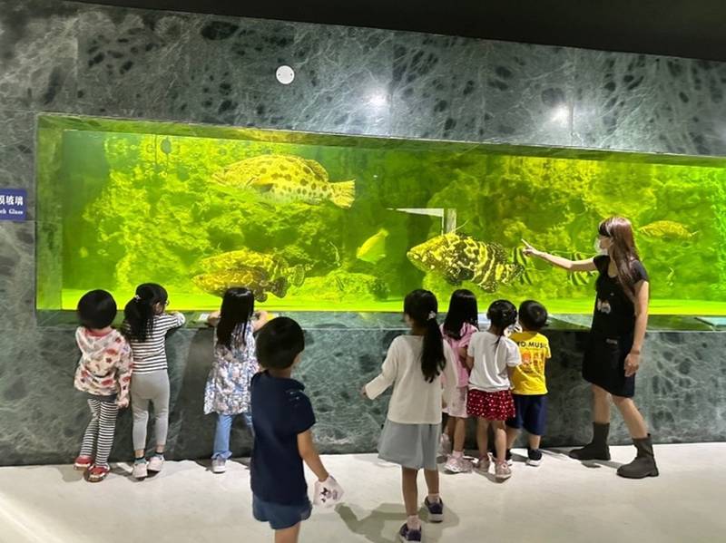 響應0-6歲國家一起養!中央部會落實員工子女托育