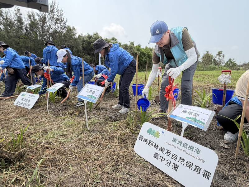 推動友善農業成功串起國土綠網廊道 林業及自然保育署臺中分署榮獲農業ESG綜合績效獎「楷模」