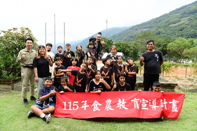 小米串起土地與文化 臺東農改場於海端鄉霧鹿國小及利稻分校辦理食農教育課程