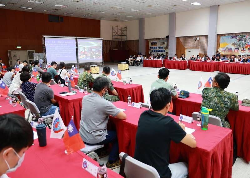 許縣長主持南投縣三合一會報 強化動員防災整備及社會韌性
