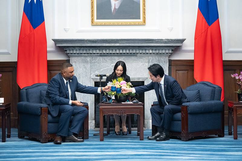 帛琉共和國新任駐臺大使呈遞到任國書 總統盼臺帛邦誼更上層樓 共創繁榮智慧永續未來