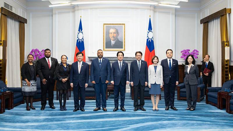 帛琉共和國新任駐臺大使呈遞到任國書 總統盼臺帛邦誼更上層樓 共創繁榮智慧永續未來