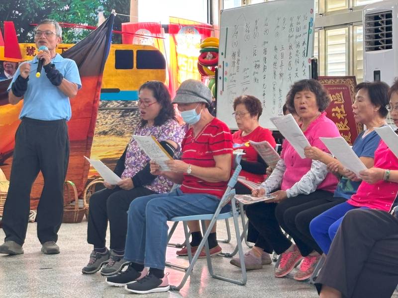 竹美館「藝術域承」計畫音樂篇成果發表 社區與樂團共演海洋之聲
