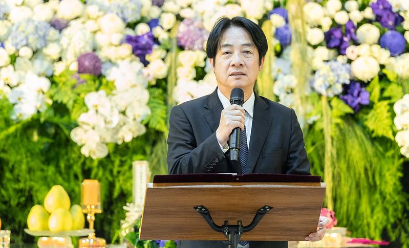 總統頒贈褒揚令　表彰黃崇仁董事長對國家社會的重大貢獻
