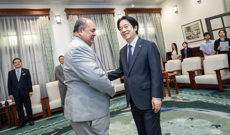 總統接見吐瓦魯外長　盼深化臺吐合作　攜手因應全球性挑戰共創繁榮未來