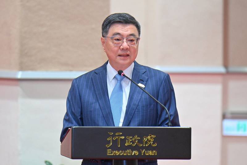 接見亞洲地區臺灣同鄉會回國訪問團 卓揆:用「新移民」觀念歡迎海外朋友 創造更好投資環境