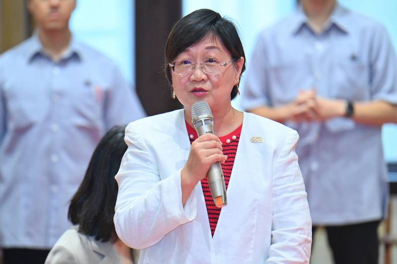 接見亞洲地區臺灣同鄉會回國訪問團 卓揆:用「新移民」觀念歡迎海外朋友 創造更好投資環境