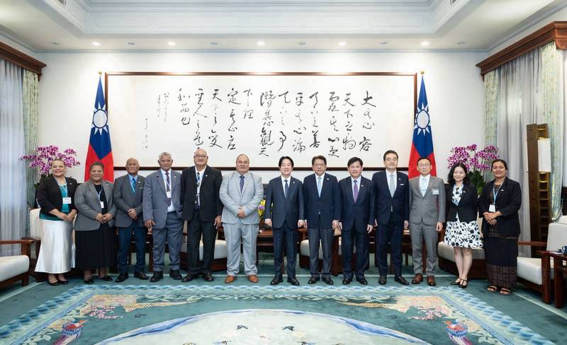 吐瓦魯國外交、勞工及貿易部部長帕納巴率團訪台圓滿，深化台吐友誼與夥伴關係，拓展各領域合作