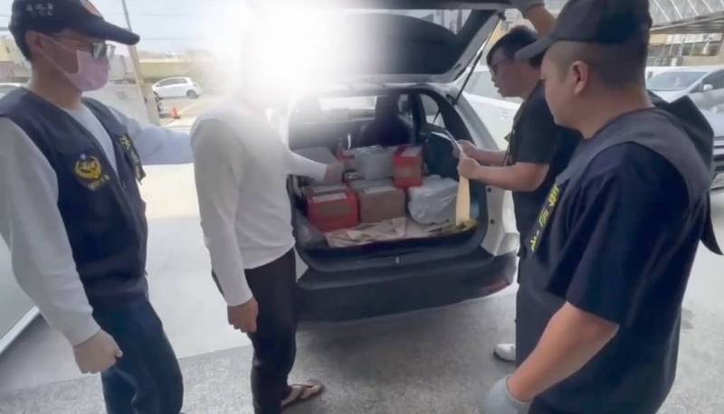 雲林地檢署查獲非法禽流感疫苗 防檢署呼籲養禽業者勿違法販賣、轉讓及使用