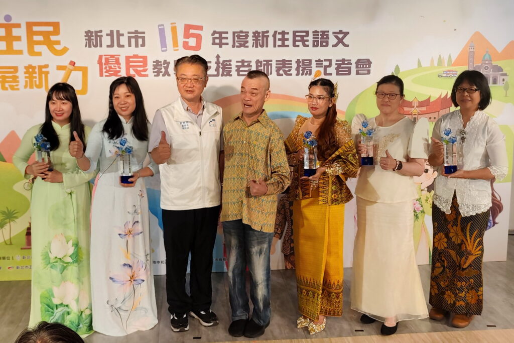跨越國界深耕校園 新北表揚5名新住民語文優良教學支援老師 20 0922004