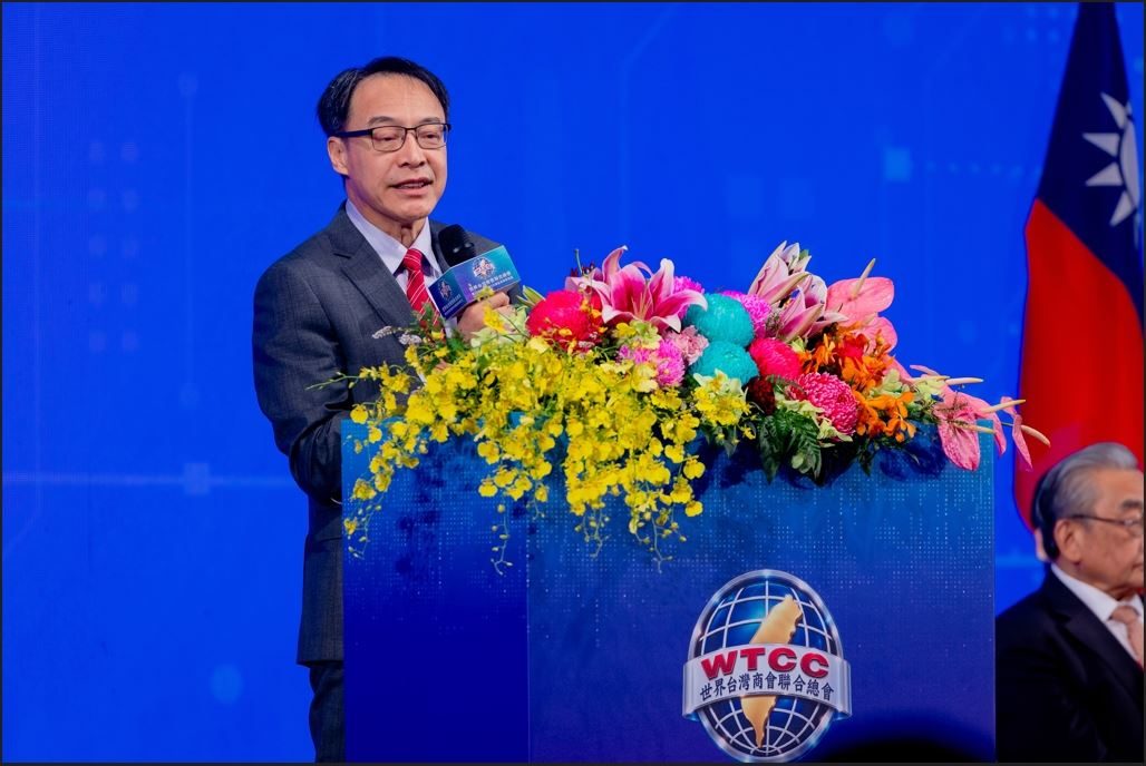 世界台灣商會聯合總會32屆年會高雄登場 陳其邁:台商是台灣經濟力、國力與善的力量延伸 邀全球台商布局高雄鏈結世界