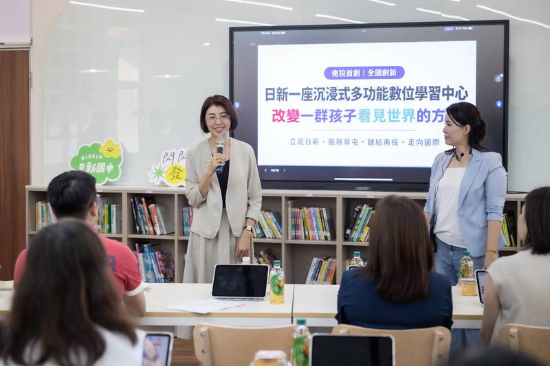 許縣長會勘草屯三校 改善校園設施環境