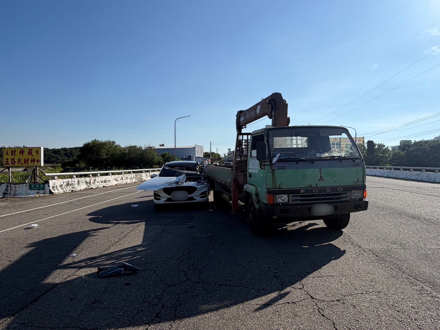 通霄鎮通苑橋北上車道事故現場