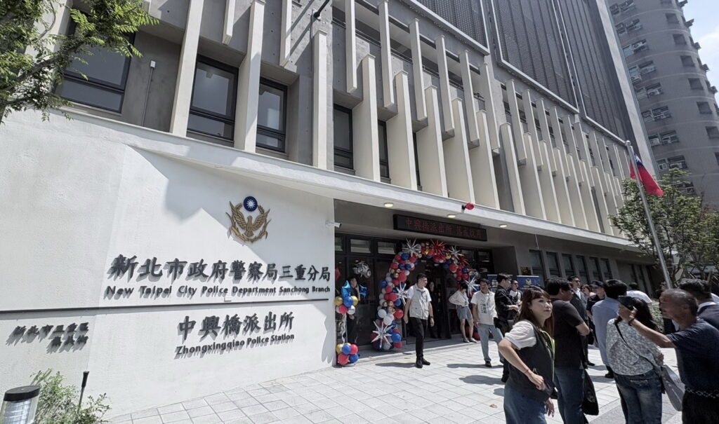 三重再添多功能公共建設 玫瑰立體停車場啟用 停車、治安、生活一次滿足 50 S 48889866