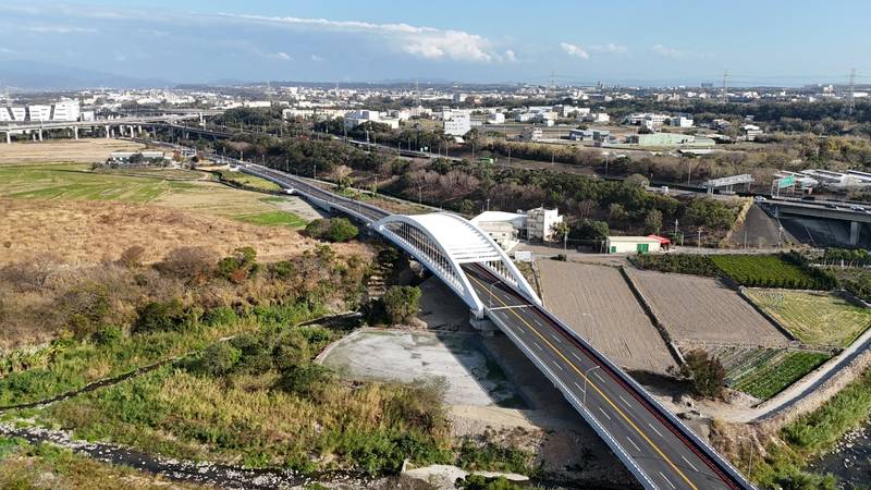 《遠見》縣市競爭力調查　台中全台第三 社會永續、治安及教文進步幅度最亮眼