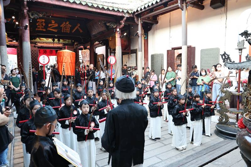 臺灣祀典武廟舉行秋祭大典 黃偉哲循古禮主祭