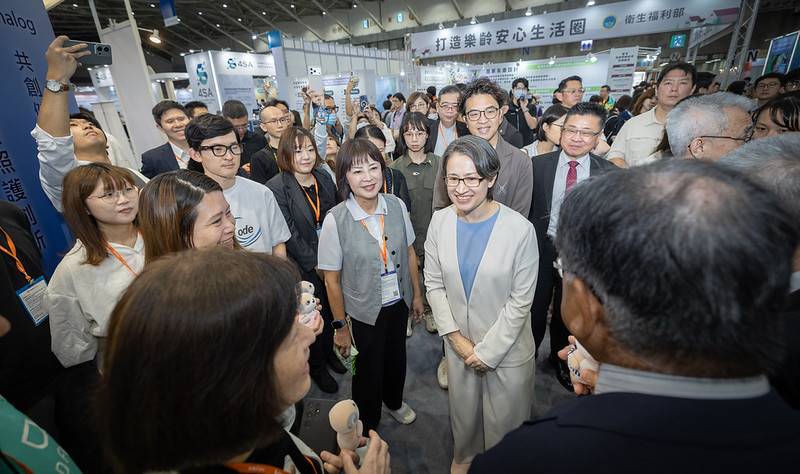 副總統:持續推動長照3.0 建構具同理心及社會韌性的照顧體系