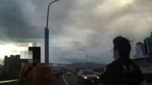 男子步行環東舉止詭異 警方現場查獲安毒 25 MEITU 20261002 073546979