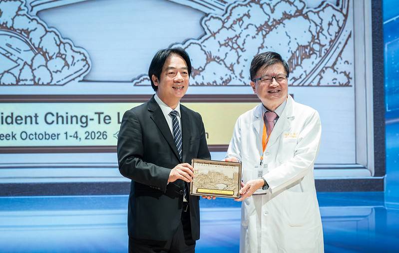總統出席2026長庚醫學週開幕 盼增進國人健康、健保永續 持續打造健康台灣
