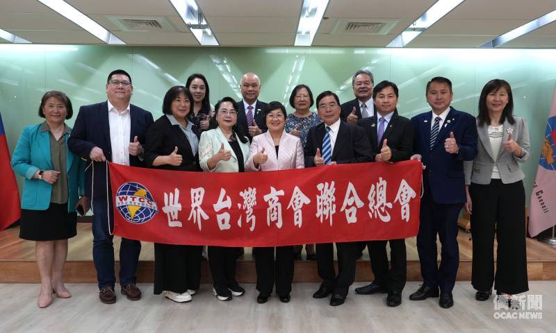 徐佳青會面世總第33屆團隊 期勉僑商共同克服亂流困局