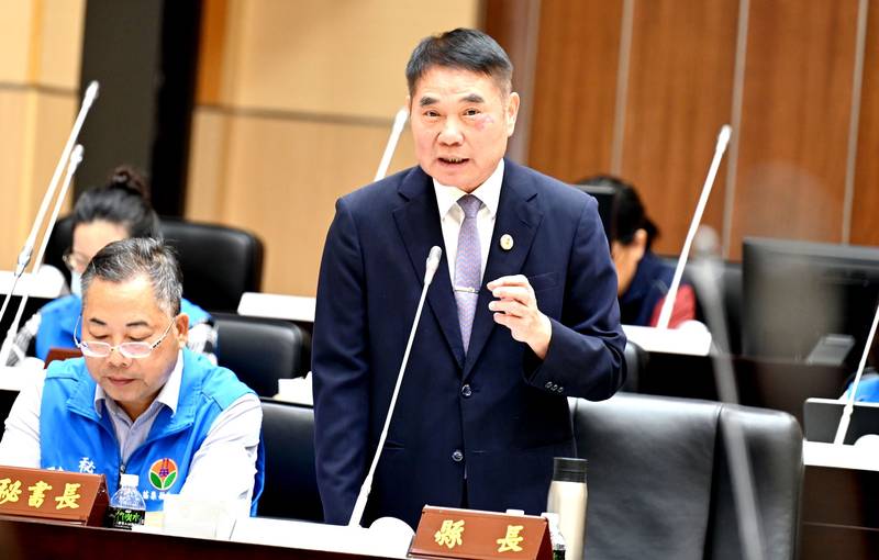 縣長鍾東錦施政報告 強調將全力以赴帶領大家迎向苗栗崛起的璀璨新局