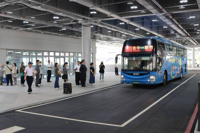 台中轉運中心啟用倒數!交通局邀業者試運轉 26條國道公路客運率先進駐