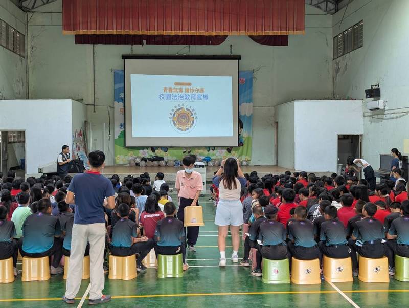東警少年警察隊扎根豐田國小!反毒、防詐、反霸凌宣導互動熱烈