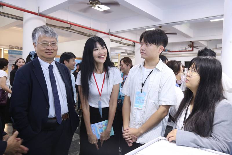 青年百億海外圓夢基金計畫雲嘉場分區成果展登場 從技職實作到地方創生 青年把世界帶回家鄉