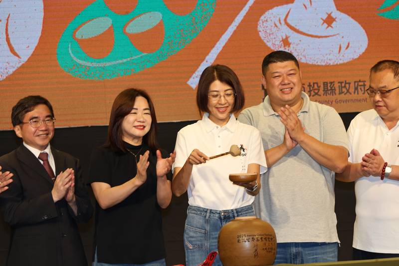 「馬上好韻」茶香迎賓　南投世界茶業博覽會今起登場