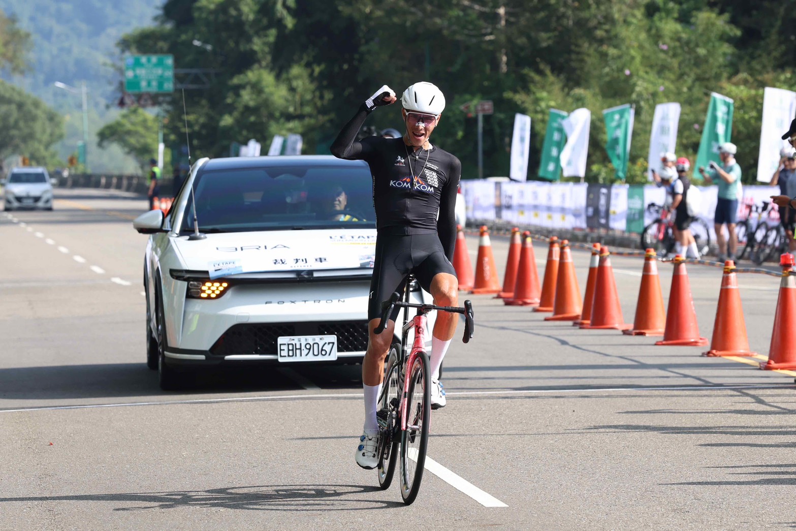 環法挑戰賽日月潭站2700車友齊騎 傳奇車手Sagan站台 日月潭獲亞洲唯一Cycle City認證