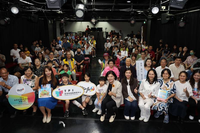 掌中好戲傳品德 雲林布袋戲旗艦巡演前進臺北 昇平五洲園《穆桂英之降龍木》登場