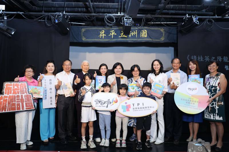掌中好戲傳品德 雲林布袋戲旗艦巡演前進臺北 昇平五洲園《穆桂英之降龍木》登場