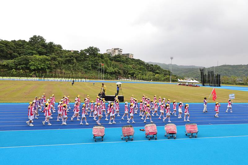 基隆市立田徑場蛻變重磅啟用　謝國樑邀韓國瑜共同見證基隆重大運動建設新里程碑