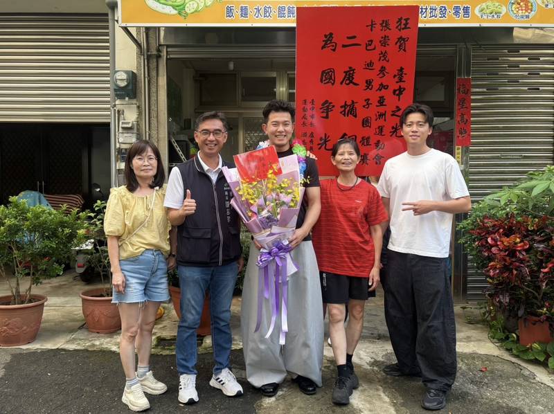 亞運台中之光累計4銀5銅! 運動局長親赴機場迎自由車「最速女團」榮耀歸來
