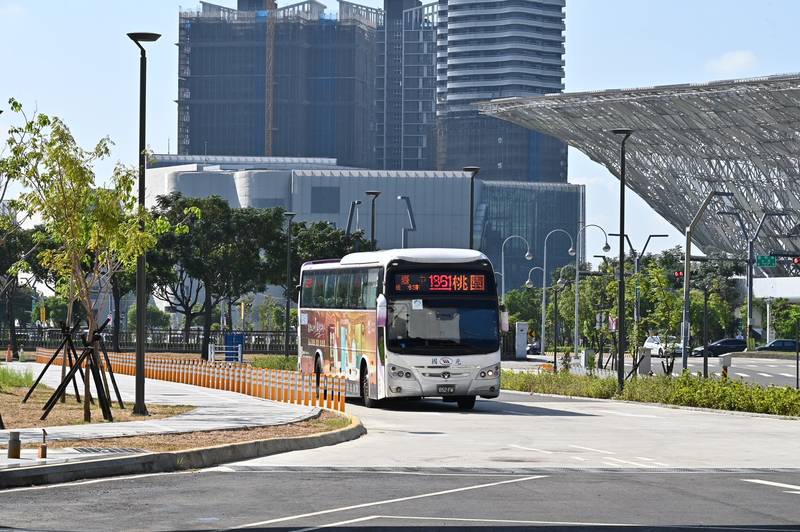 9條國道客運進駐水湳轉運中心 中市交通局:日均130班疏運展現成效