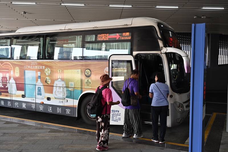 9條國道客運進駐水湳轉運中心 中市交通局:日均130班疏運展現成效