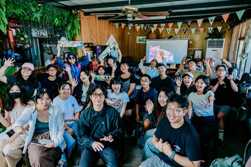 從獵人技巧到攀上樹梢 20位青年南迴走讀尋找返鄉的不同路徑