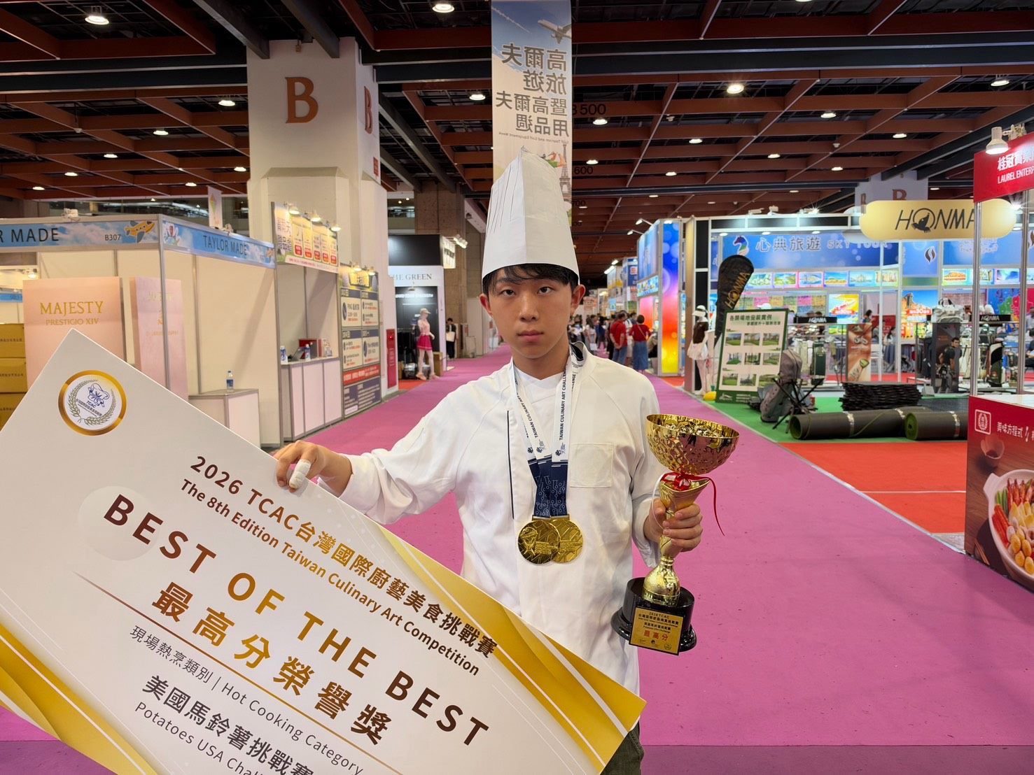 私立開平餐飲-開平餐飲征戰TCAC國際廚藝賽抱回1金3銀4銅 鍛鍊國際競爭力