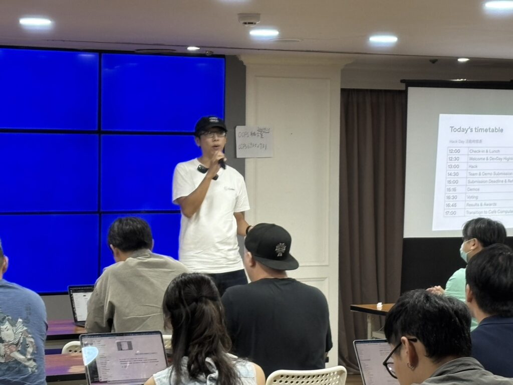 OpenAI Codex 官方 DevDay 登場 OOPS 白天 Coding、晚上 Networking 打造 AI 人才交流聚落 54 S 8102009