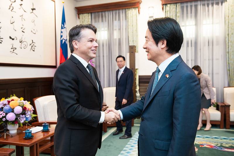 總統接見美國聯邦眾議院訪問團 盼臺美深化合作 共同為印太和平穩定做出貢獻