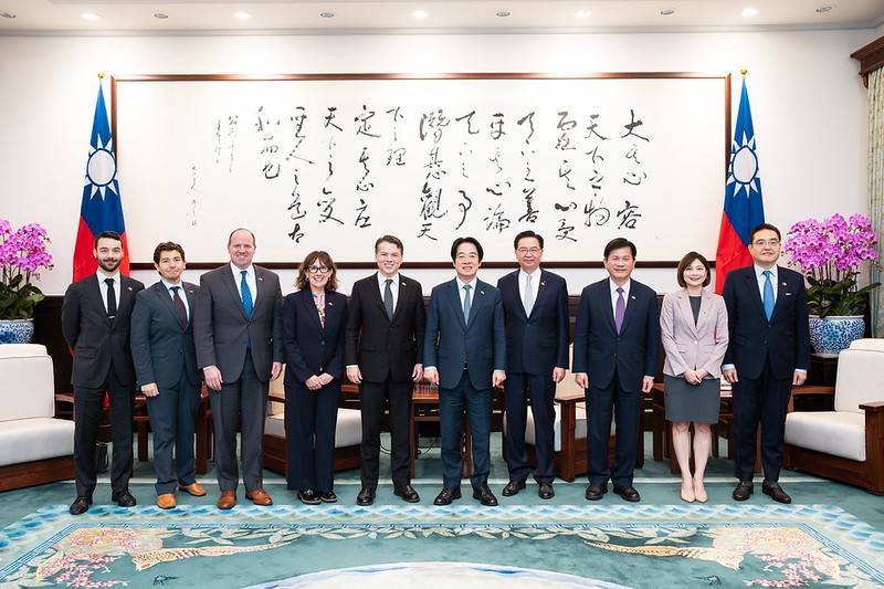 總統接見美國聯邦眾議院訪問團 盼臺美深化合作 共同為印太和平穩定做出貢獻